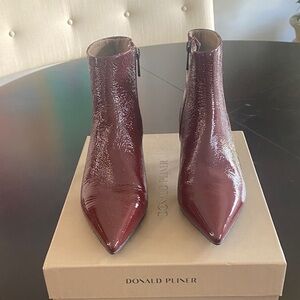 Donald Pliner ankle boots